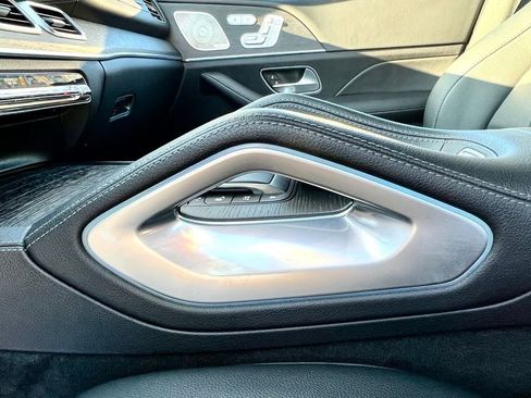 Certified 2022 Mercedes-Benz GLS 450 4MATIC image 39