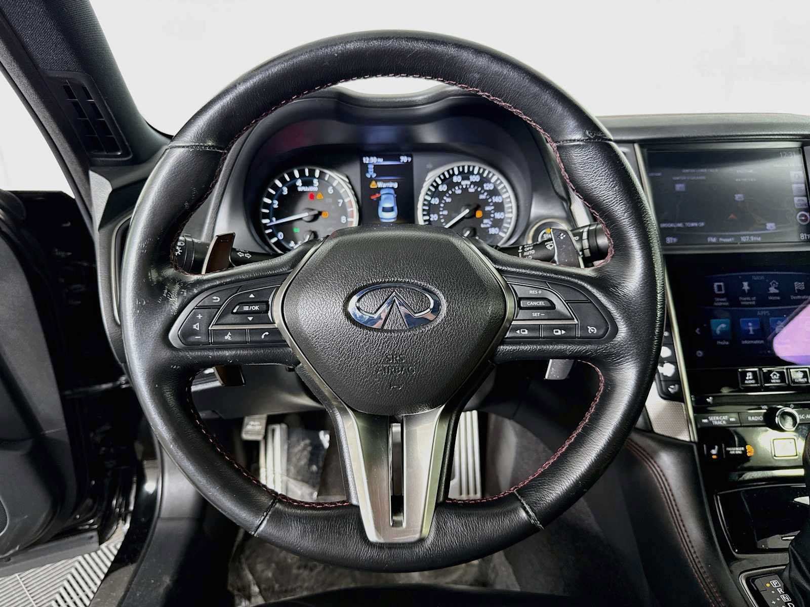 Used 2018 INFINITI Q50 Red Sport 400 w/ Sensory Package (Sport) AWD/4WD image 11