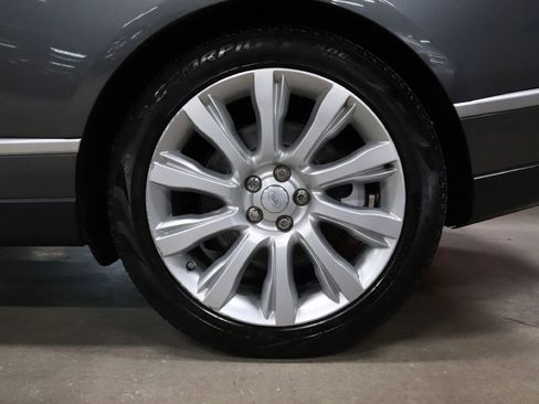 Used 2016 Land Rover Range Rover Long Wheelbase Supercharged image 34