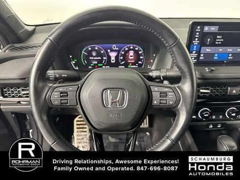Used 2023 Honda Accord Sport image 11