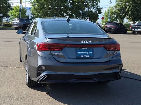 Used 2023 Kia Forte GT-Line w/ GT-Line Premium Package FWD image 7