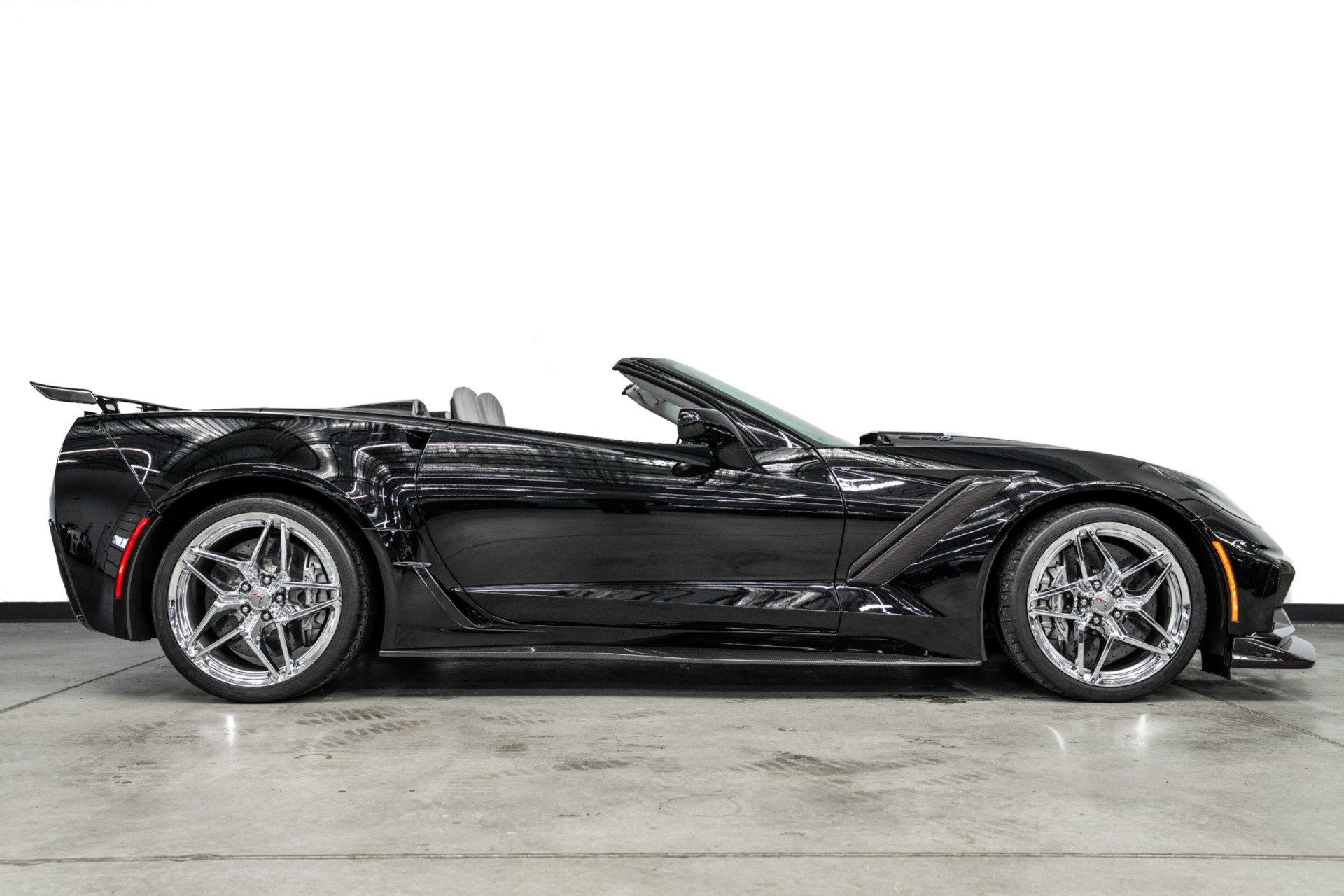 Used 2019 Chevrolet Corvette ZR1 RWD image 46