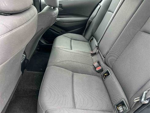 Used 2024 Toyota Corolla LE image 18