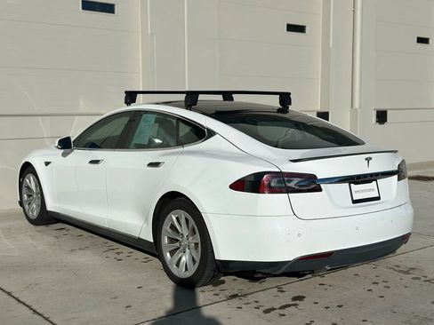 Used 2013 Tesla Model S image 3