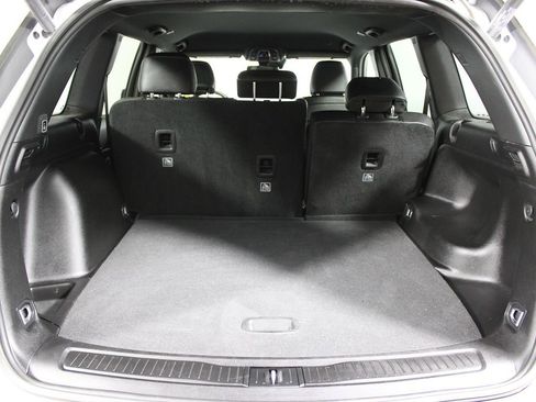 Used 2022 Jeep Grand Cherokee Altitude image 41