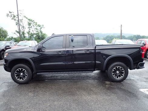 Used 2022 Chevrolet Silverado 1500 ZR2 AWD/4WD image 2