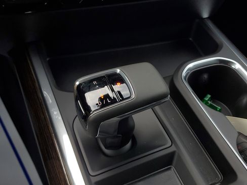 New 2026 GMC Sierra 1500 Elevation w/ Elevation Premium Package image 32