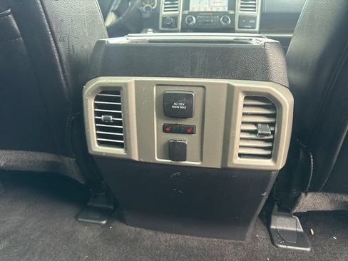 Used 2016 Ford F150 Lariat w/ Equipment Group 502A Luxury AWD/4WD image 15