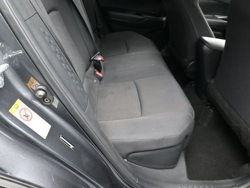 Used 2019 Toyota C-HR XLE FWD image 32