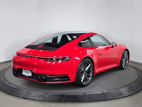 Certified 2024 Porsche 911 Carrera RWD image 7