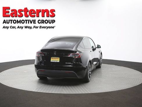 Used 2022 Tesla Model Y Performance AWD/4WD image 34