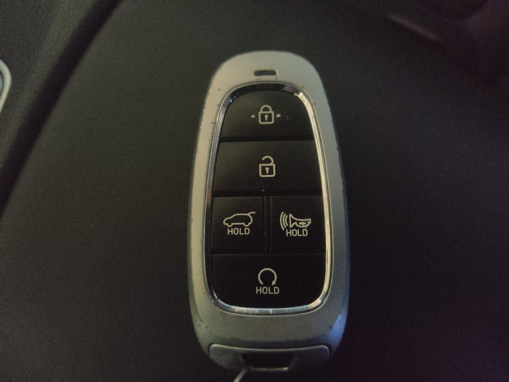 Used 2023 Hyundai Santa Fe SEL FWD image 32