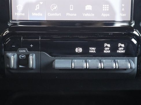 Used 2025 RAM 2500 Big Horn image 23