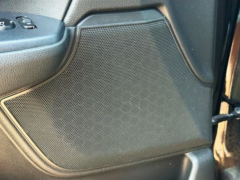 Used 2019 Honda CR-V LX image 15