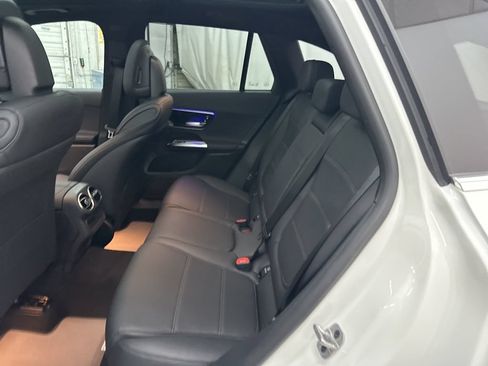 Used 2026 Mercedes-Benz GLC 300 4MATIC image 22