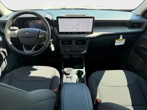 New 2025 Ford Maverick XL image 14