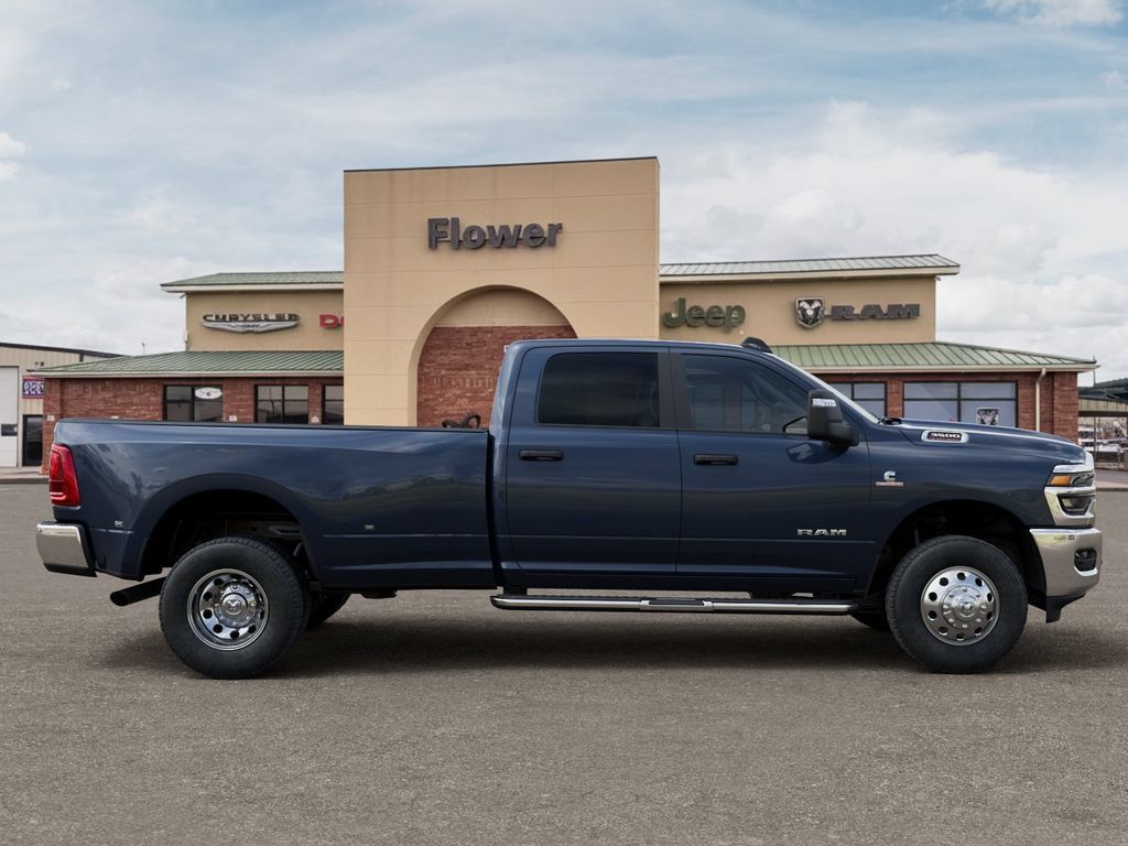 New 2026 RAM 3500 Big Horn AWD/4WD image 23