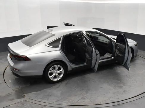 Used 2024 Honda Accord LX image 6