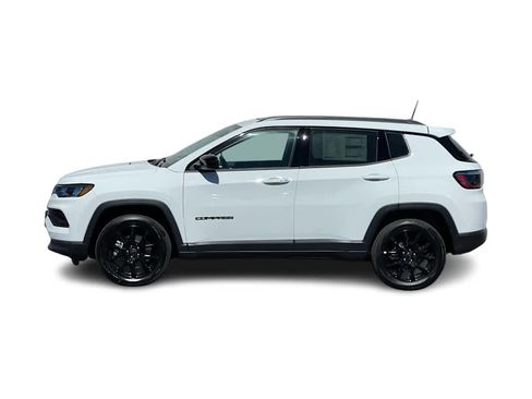 New 2025 Jeep Compass Latitude w/ Sun & Sound Group image 4