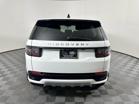 Used 2024 Land Rover Discovery Sport S image 8