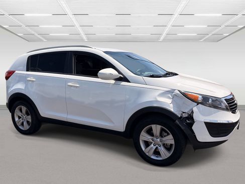 Used 2012 Kia Sportage LX w/ Convenience Pkg FWD image 7