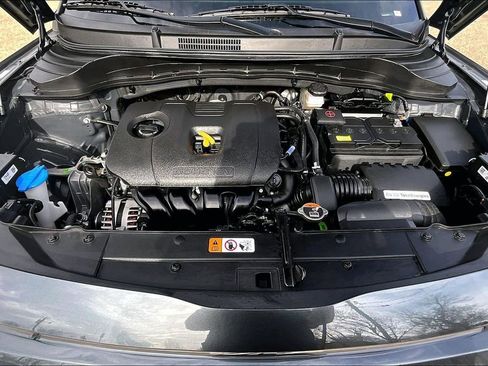 Used 2025 Kia Soul LX w/ LX Technology Package image 9