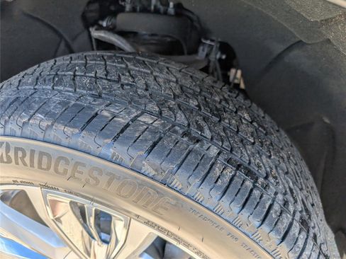 Used 2025 Chevrolet Silverado 1500 High Country w/ Technology Package image 10