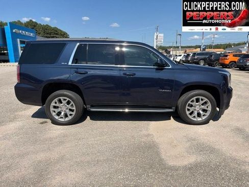 Used 2017 GMC Yukon SLE w/ SLE Value Package AWD/4WD image 6
