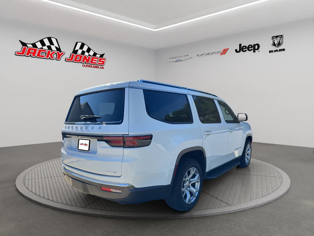 Used 2022 Jeep Wagoneer Series II AWD/4WD image 10