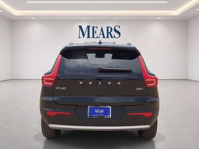 Used 2024 Volvo XC40 B5 Plus