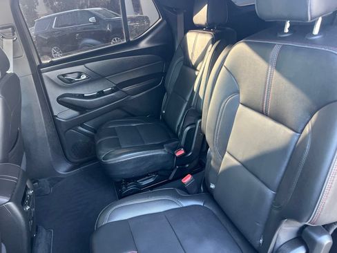 Used 2023 Chevrolet Traverse RS AWD/4WD image 26