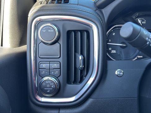 Used 2023 GMC Sierra 3500 SLT w/ SLT Premium Package image 55