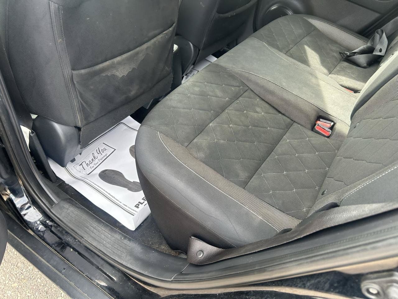 Used 2019 Nissan Kicks S FWD image 9