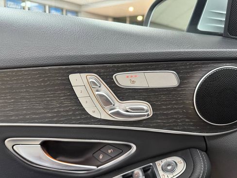 Used 2020 Mercedes-Benz C 300 Sedan image 29