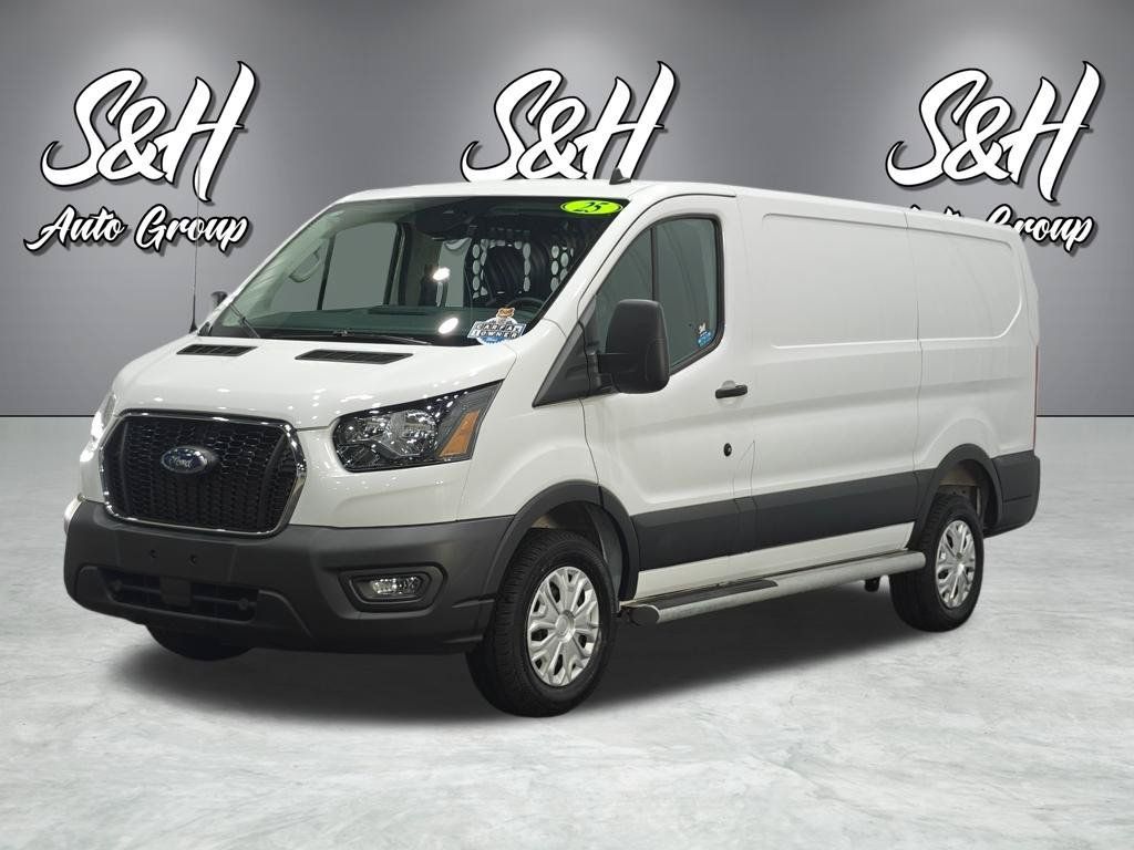 Used 2025 Ford Transit 250 Low Roof w/ Exterior Upgrade Package RWD image 15