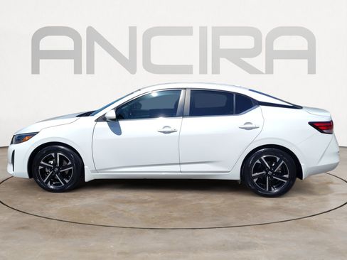 Used 2024 Nissan Sentra SV FWD image 7