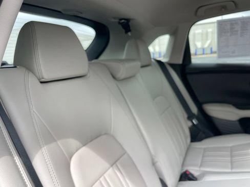 Used 2025 Honda HR-V EX-L image 36