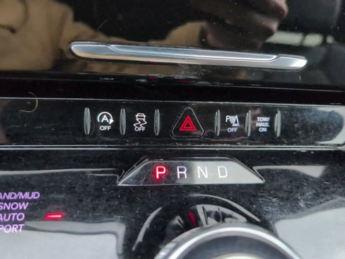 Used 2022 Jeep Wagoneer Series I w/ Premium Group I image 24