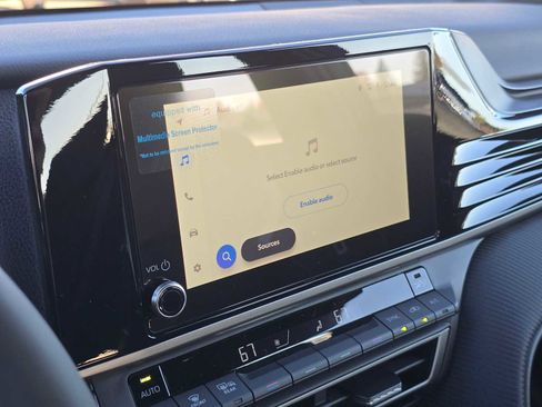 Used 2025 Toyota Camry SE image 31