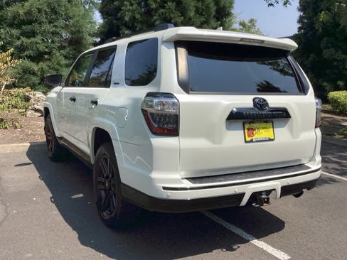 Used 2021 Toyota 4Runner Nightshade AWD/4WD image 10