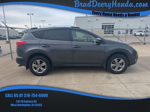 Used 2015 Toyota RAV4 XLE image 1