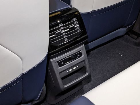 New 2026 Volkswagen ID.4 Pro S Plus AWD/4WD image 24