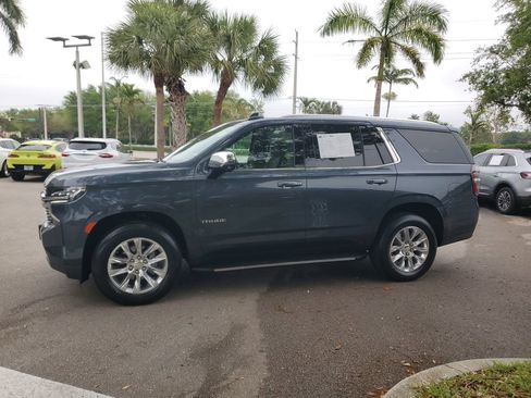 Used 2021 Chevrolet Tahoe Premier w/ Premium Package AWD/4WD image 2