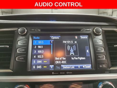 Used 2019 Toyota Highlander XLE image 22