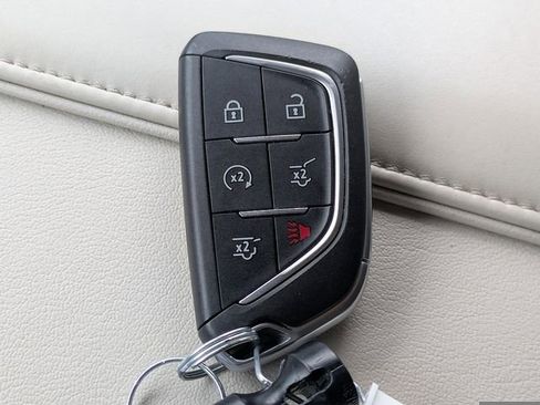 Certified 2022 Cadillac Escalade Premium Luxury Platinum image 38