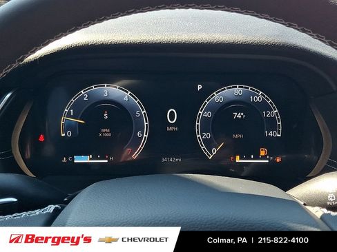 Used 2024 Jeep Grand Cherokee Altitude AWD/4WD image 22