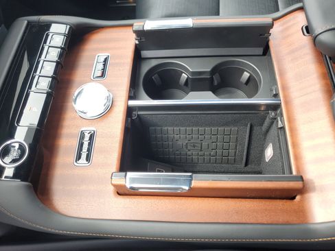 New 2026 Lincoln Navigator L Black Label image 26