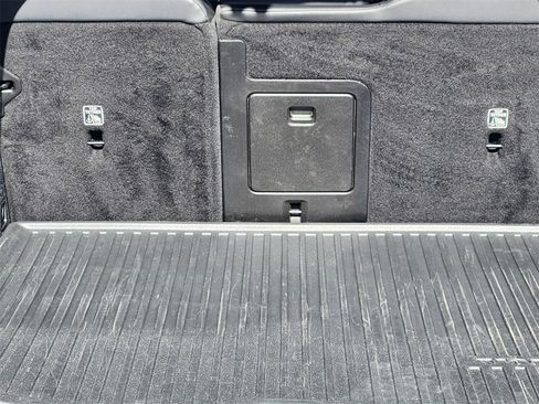 Used 2023 Volvo XC60 B5 Ultimate w/ Climate Package image 20