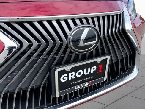 Used 2019 Lexus ES 350 w/ Premium Package FWD image 29
