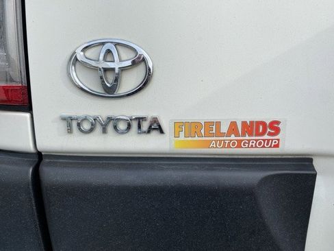 Used 2014 Toyota FJ Cruiser 4WD image 12